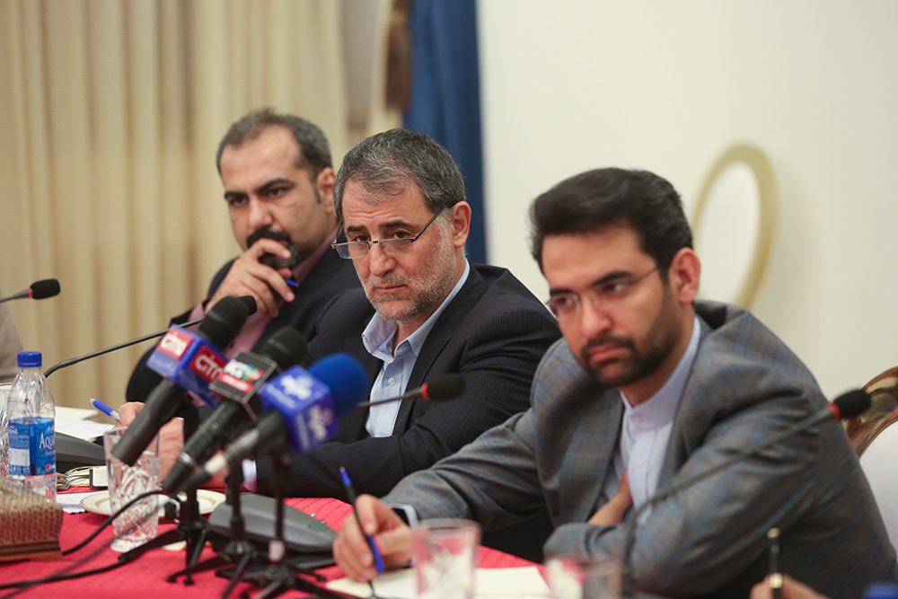 نشست وزیر ارتباطات و فناوری اطلاعات با مدیران صندوق های سرمایه گذاری خطر پذیر