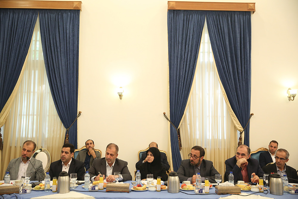 چهارمین نشست اعضاء مدیران کل دفاتر و حوزه های وزارتی و حوزه ریاست سازمانها