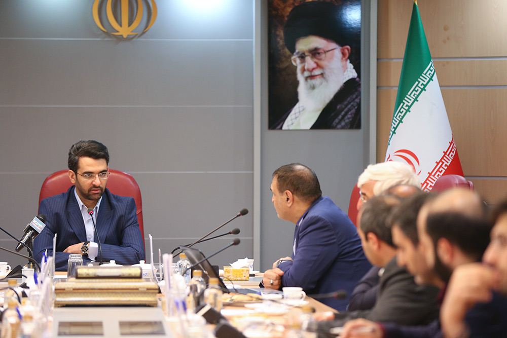 نشست بررسی وضعیت فناوری نانو در ایران