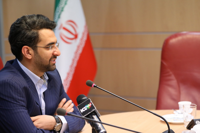 نشست بررسی وضعیت فناوری نانو در ایران