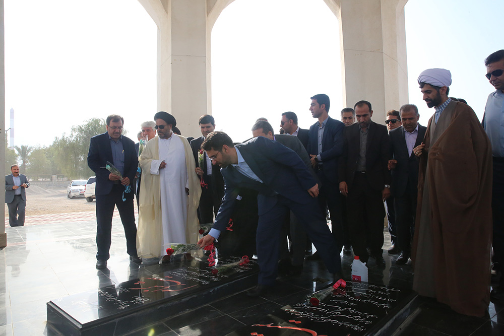 سفر وزیر ارتباطات و فناوری اطلاعات به استان بوشهر