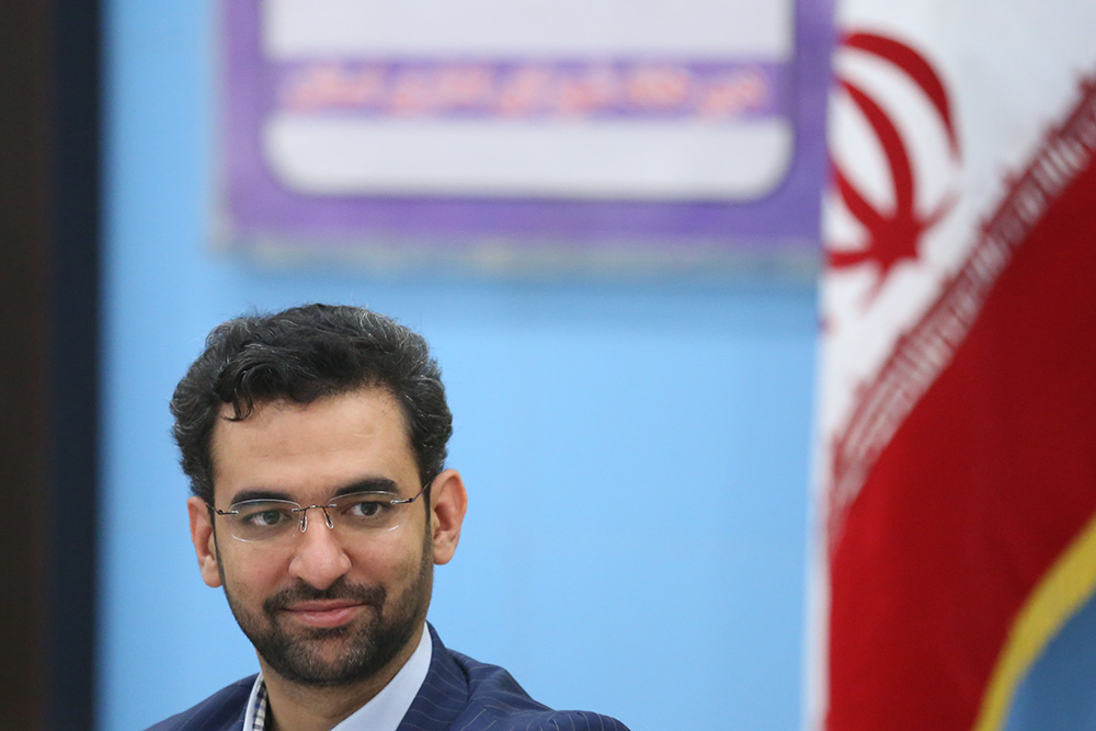 سفر وزیر ارتباطات و فناوری اطلاعات به استان بوشهر