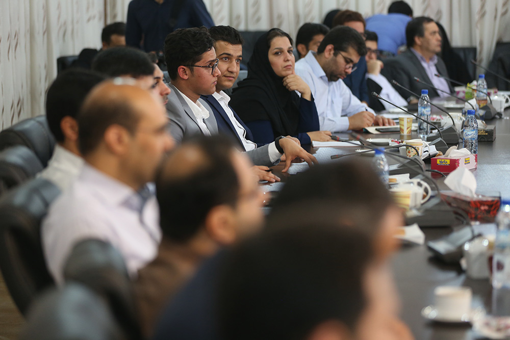 سفر وزیر ارتباطات و فناوری اطلاعات به استان بوشهر