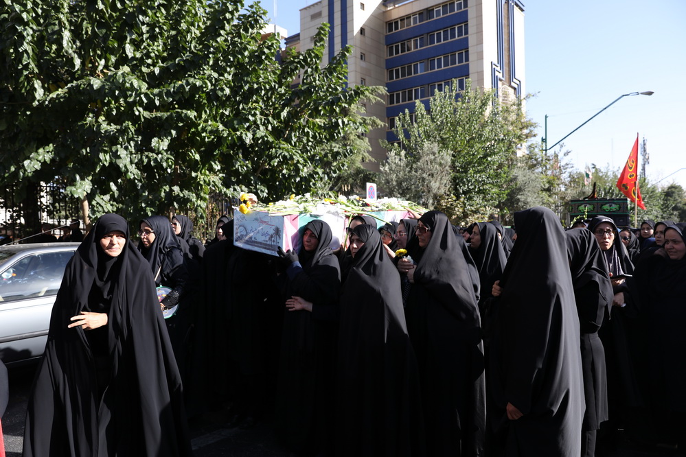 گردهم آیی عاشوراییان وزارت و سازمانها و شرکتهای وابسته و تشییع پیکرهای مطهر شهدای گمنام