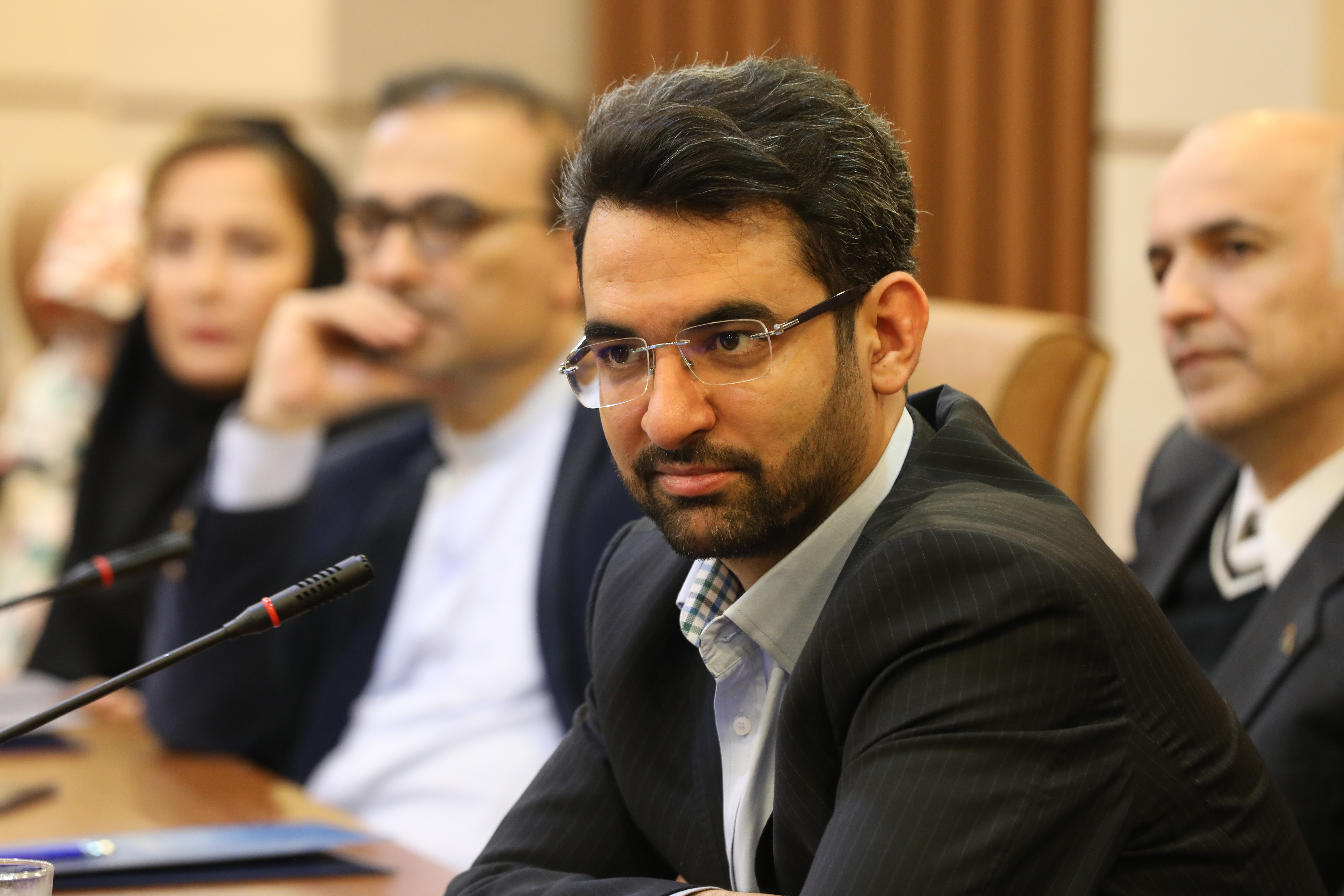 وزیر ارتباطات