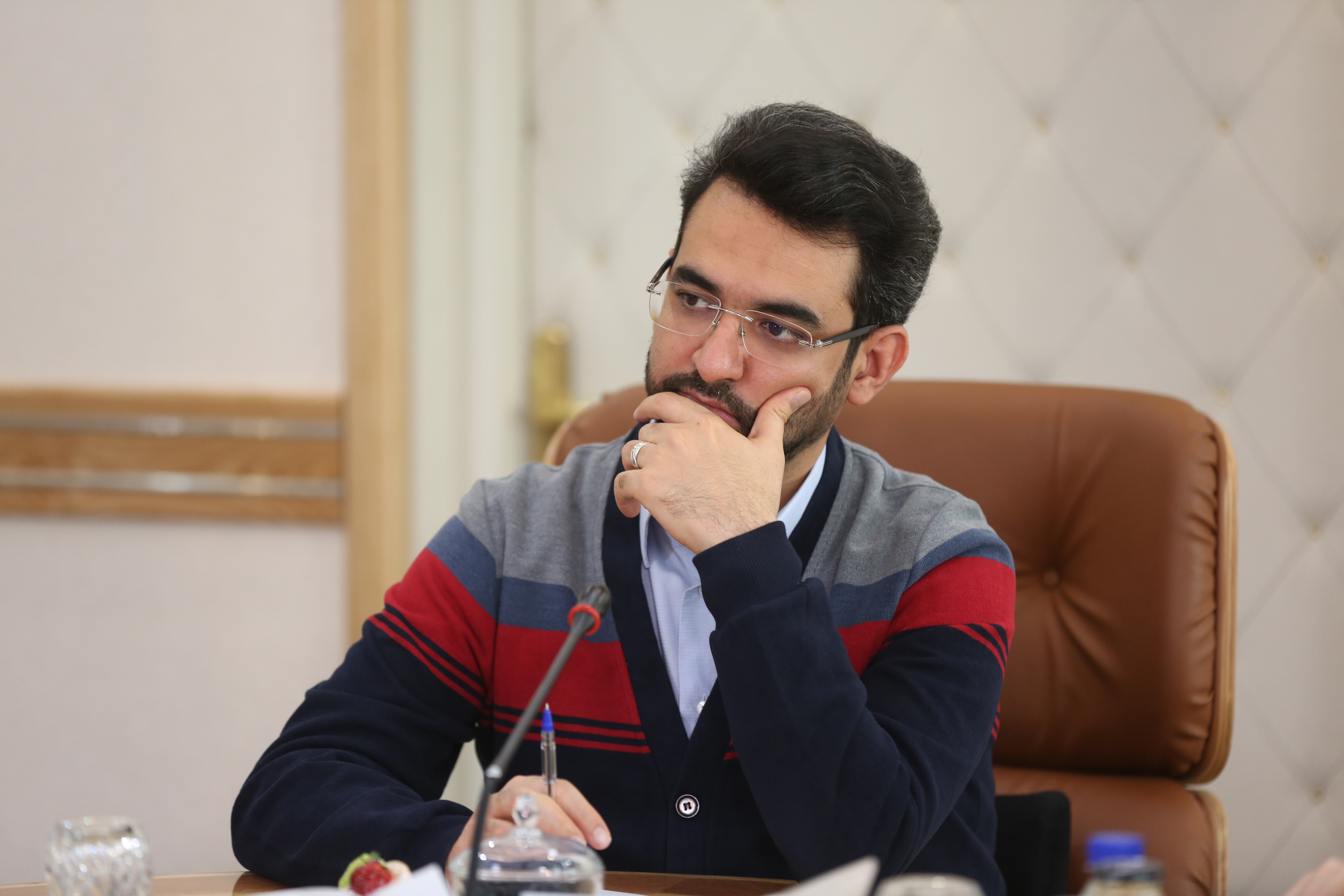 وزیر ارتباطات