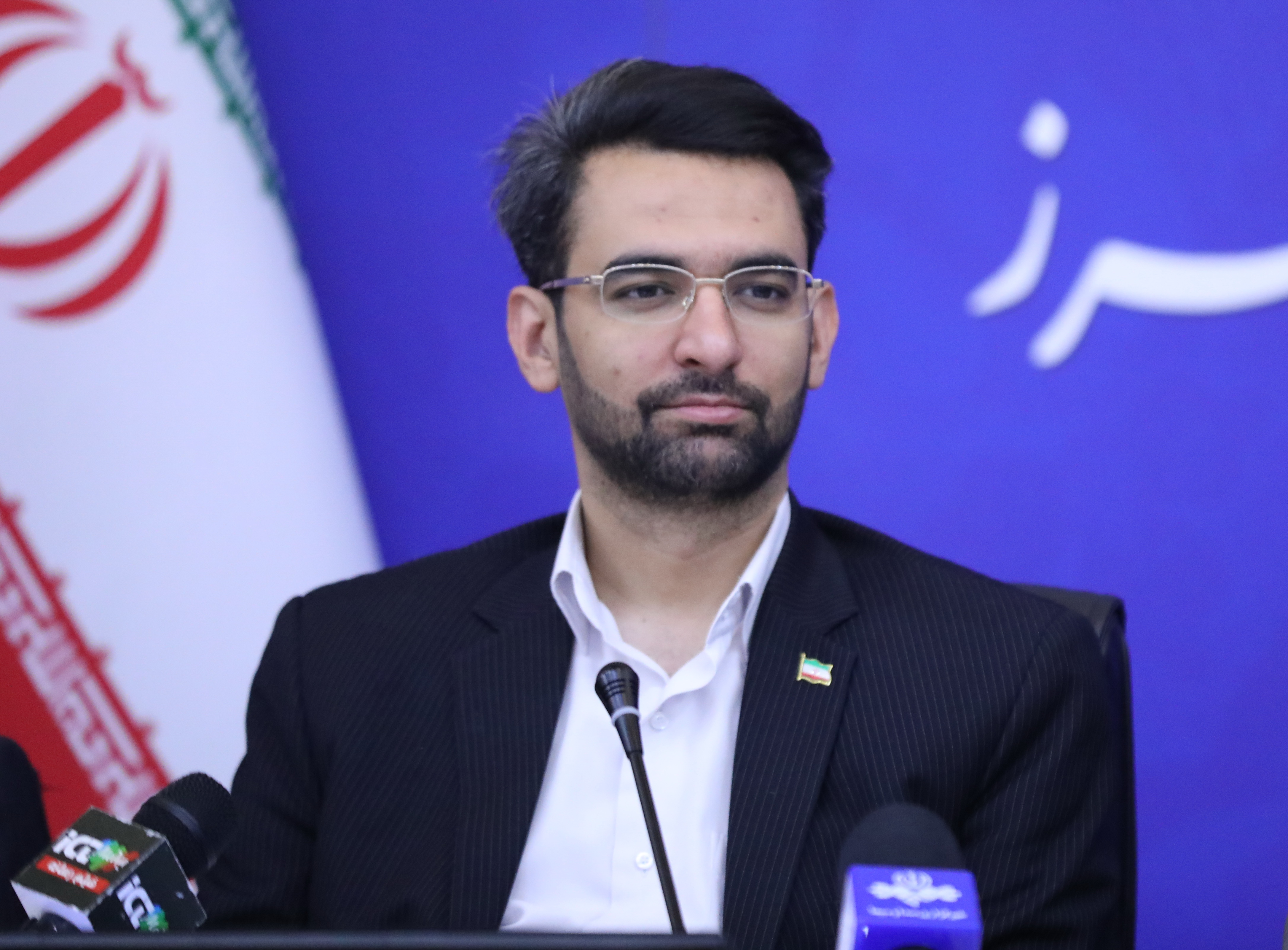 وزیر ارتباطات