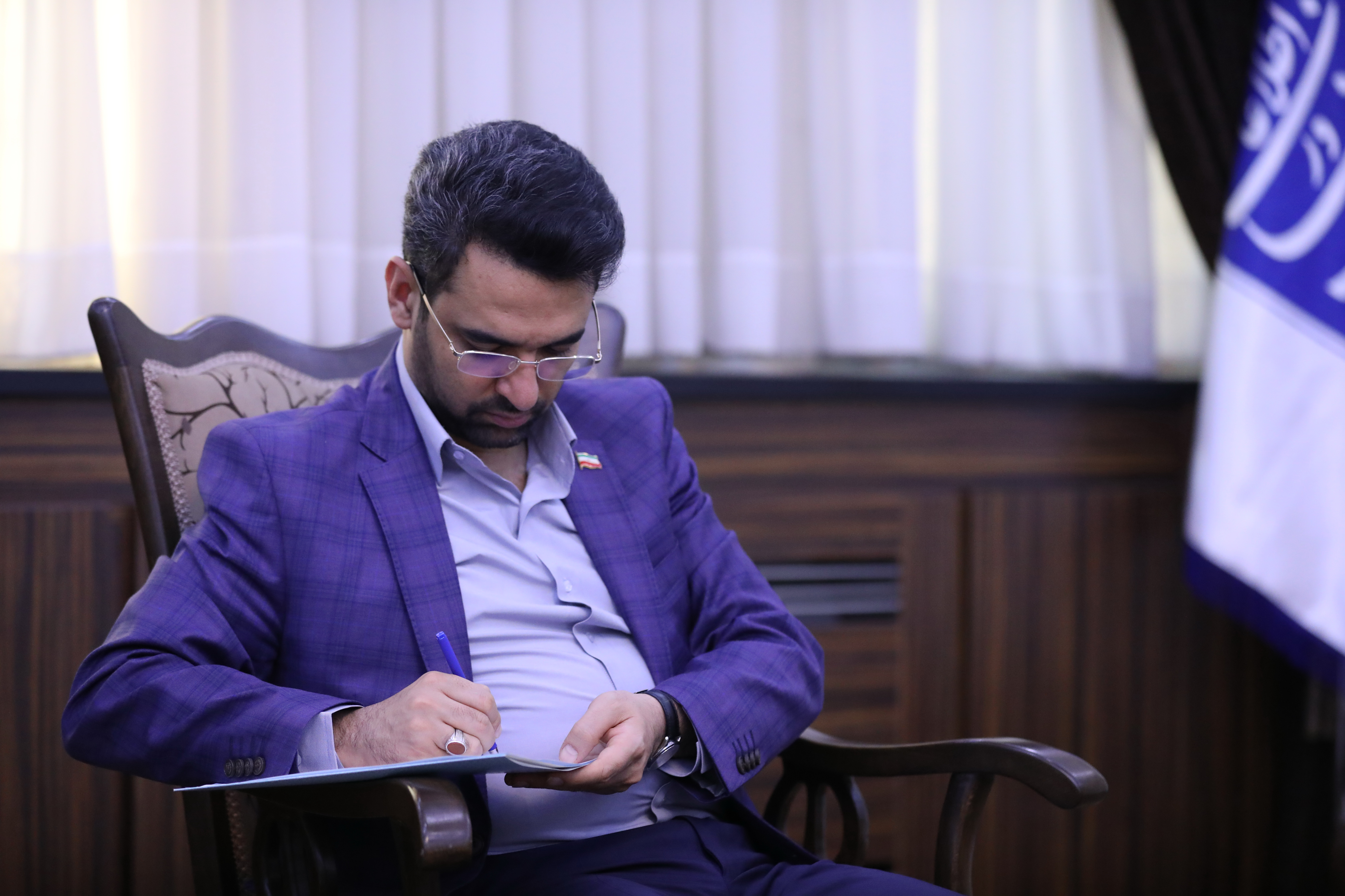 وزیر ارتباطات