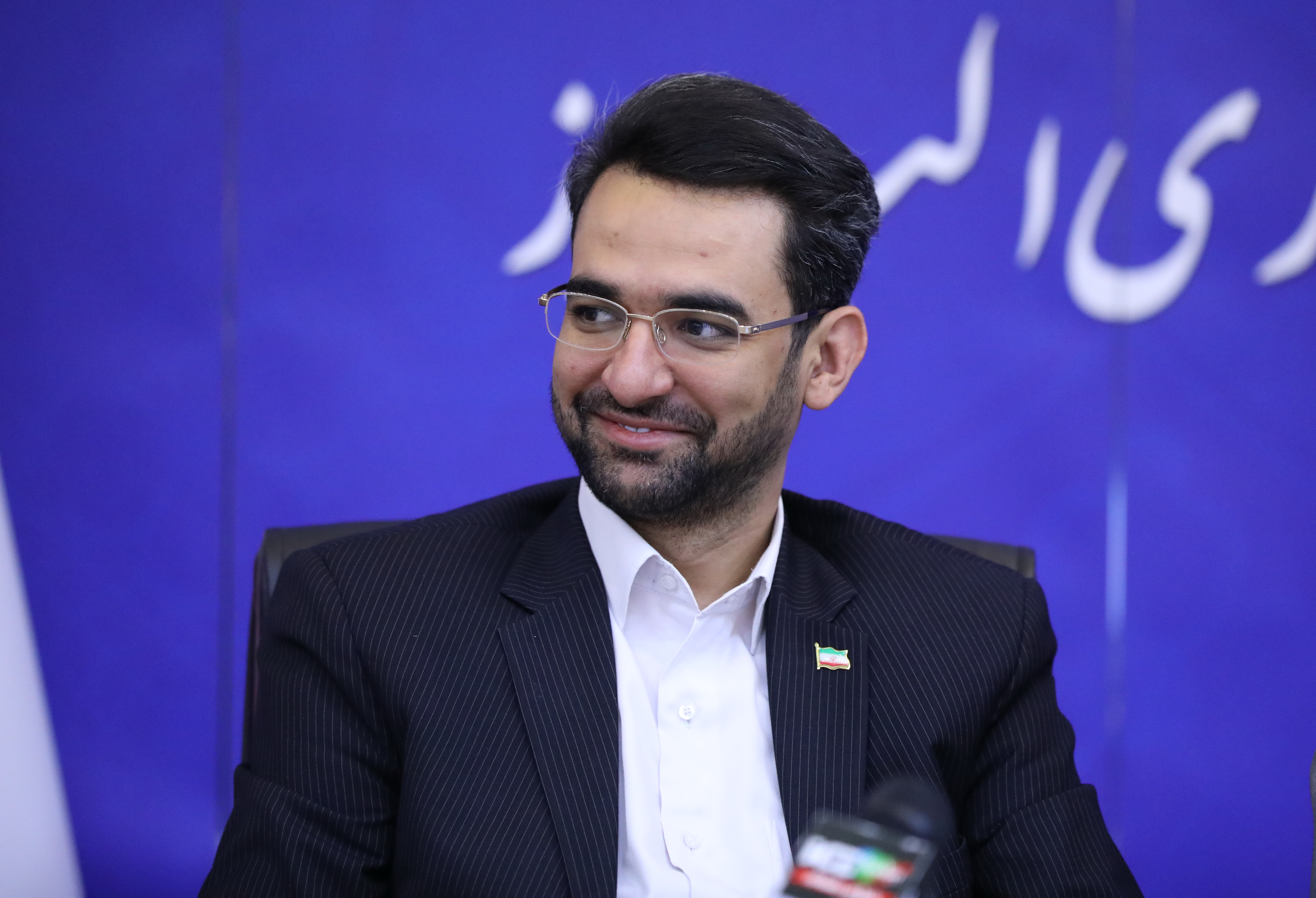 وزیر ارتباطات