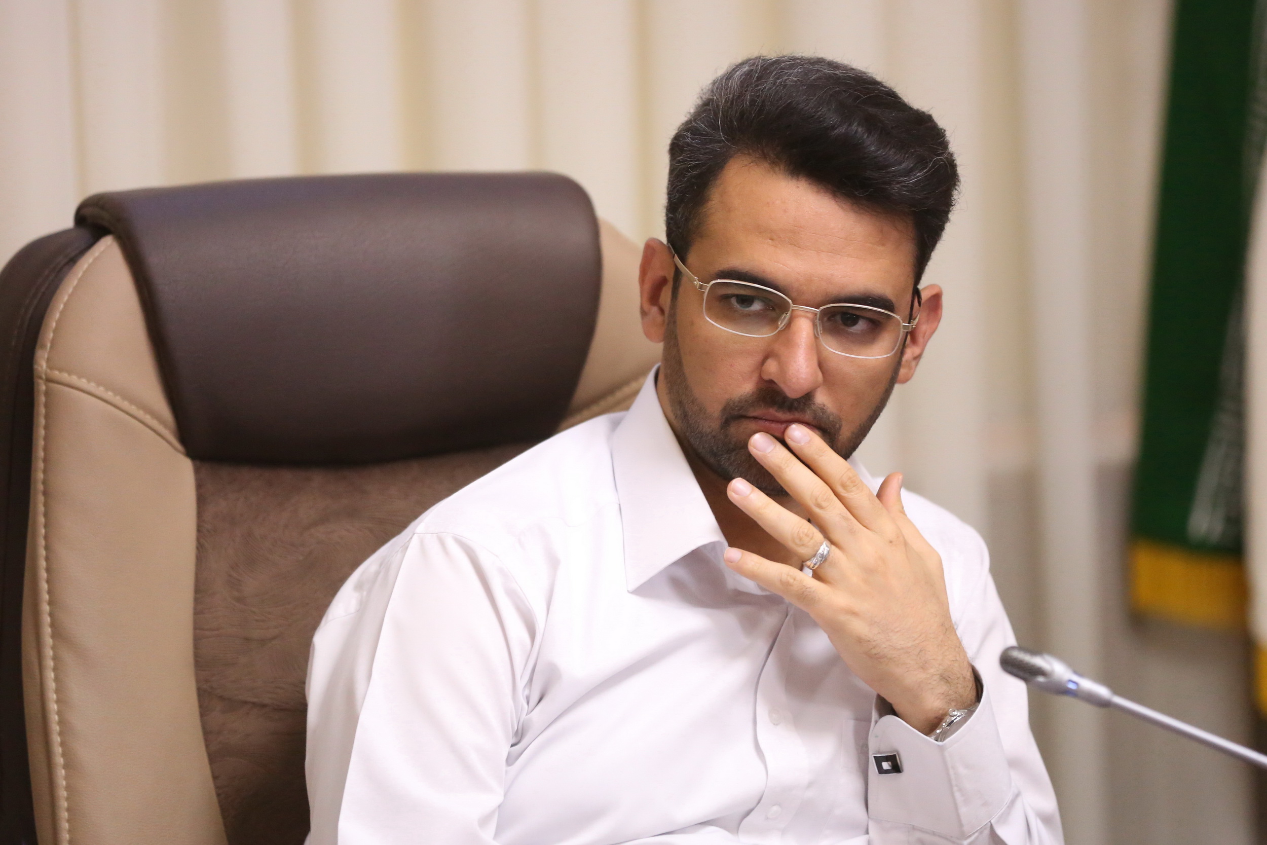 وزیر ارتباطات