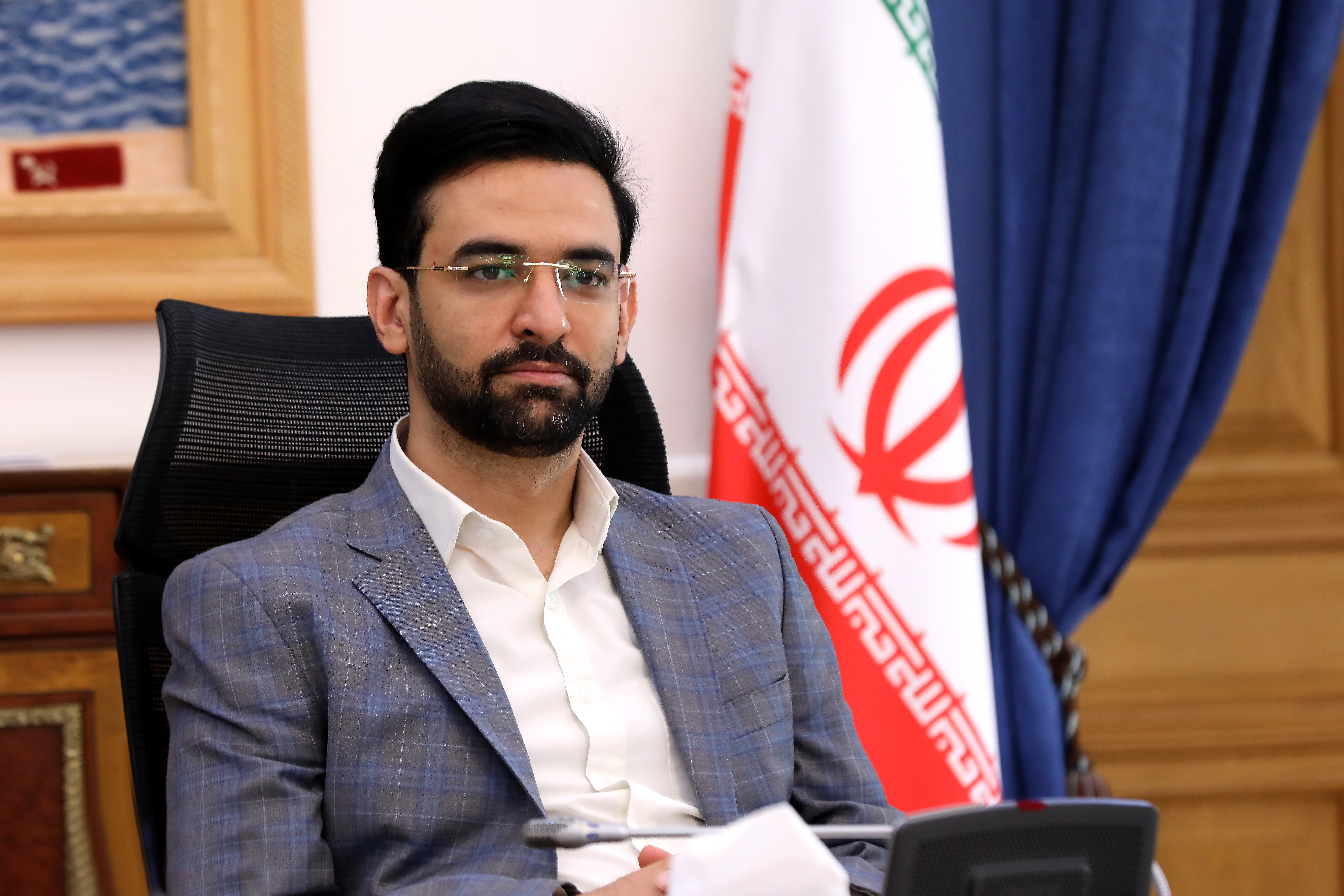 وزیر ارتباطات