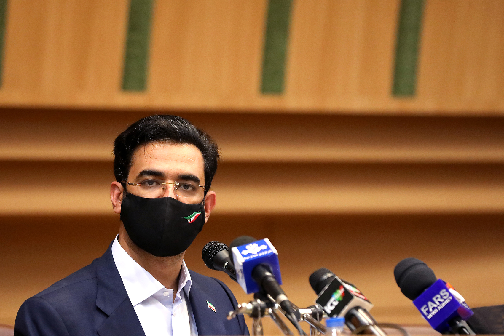 وزیر ارتباطات