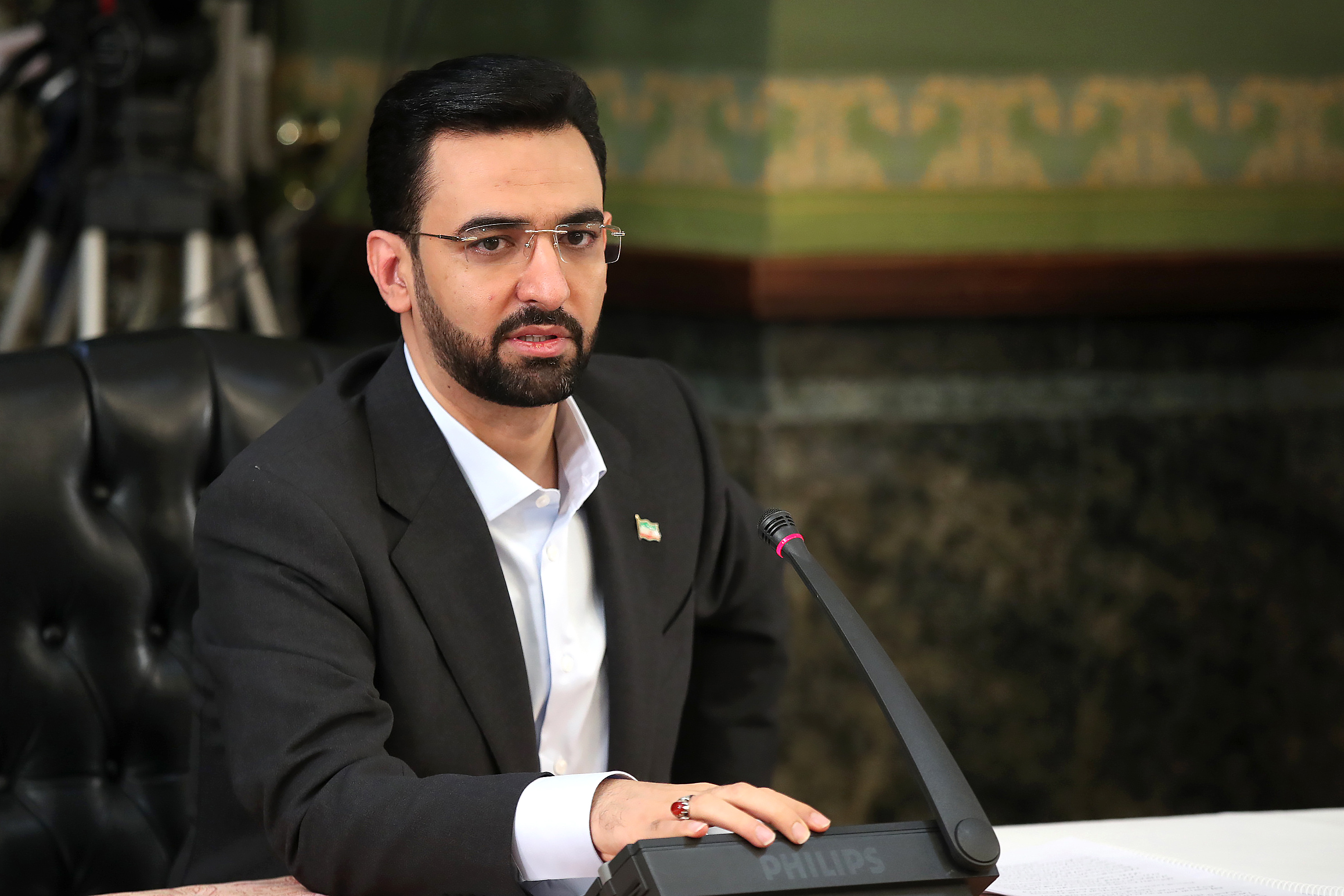 وزیر ارتباطات