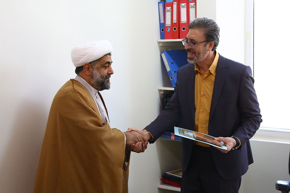 تکریم جانبازان سرافراز وزارت ارتباطات همزمان با روز جانباز
