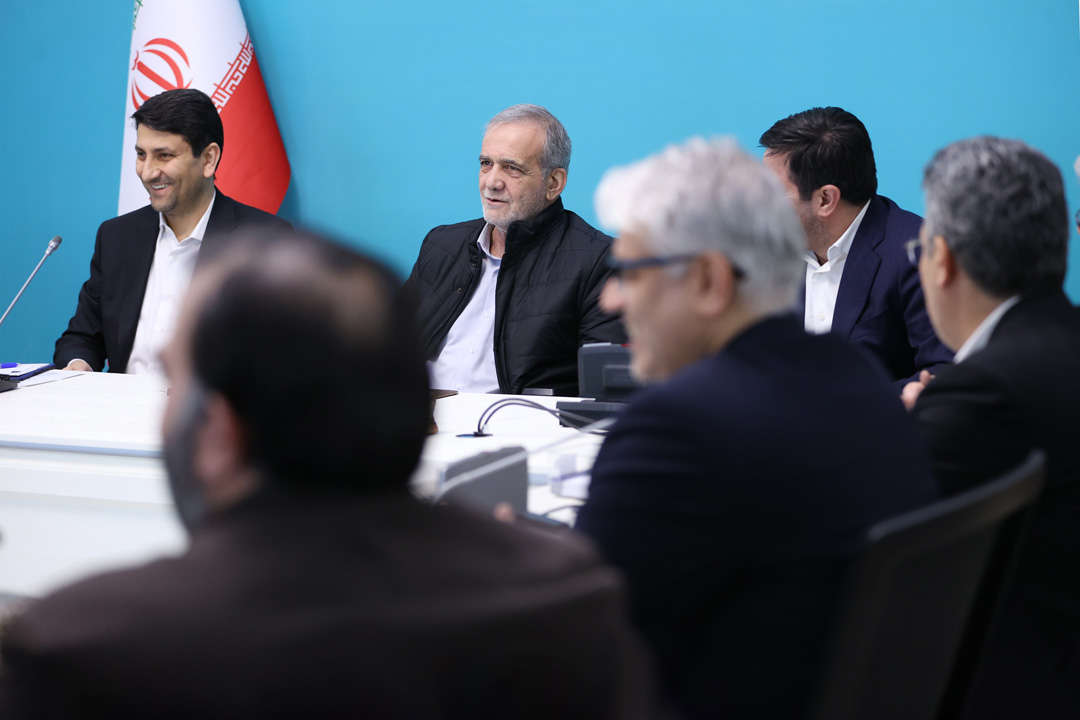 دیدار رییس جمهور با فعالان حوزه اقتصاد دیجیتال در وزارت ارتباطات