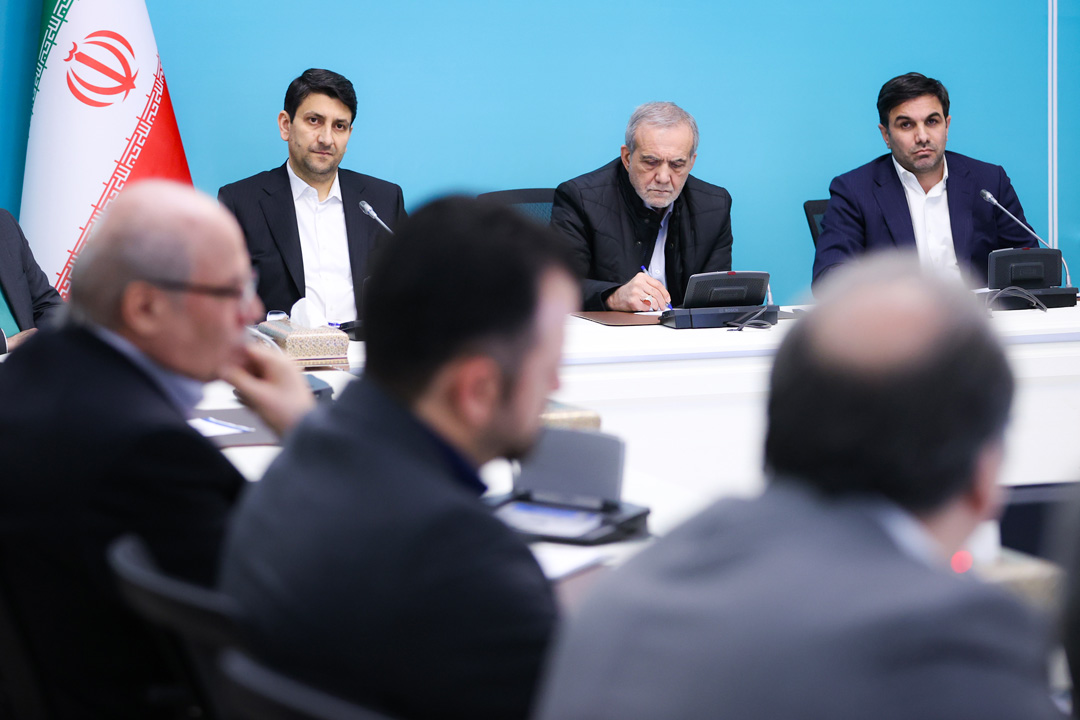 دیدار رییس جمهور با فعالان حوزه اقتصاد دیجیتال در وزارت ارتباطات