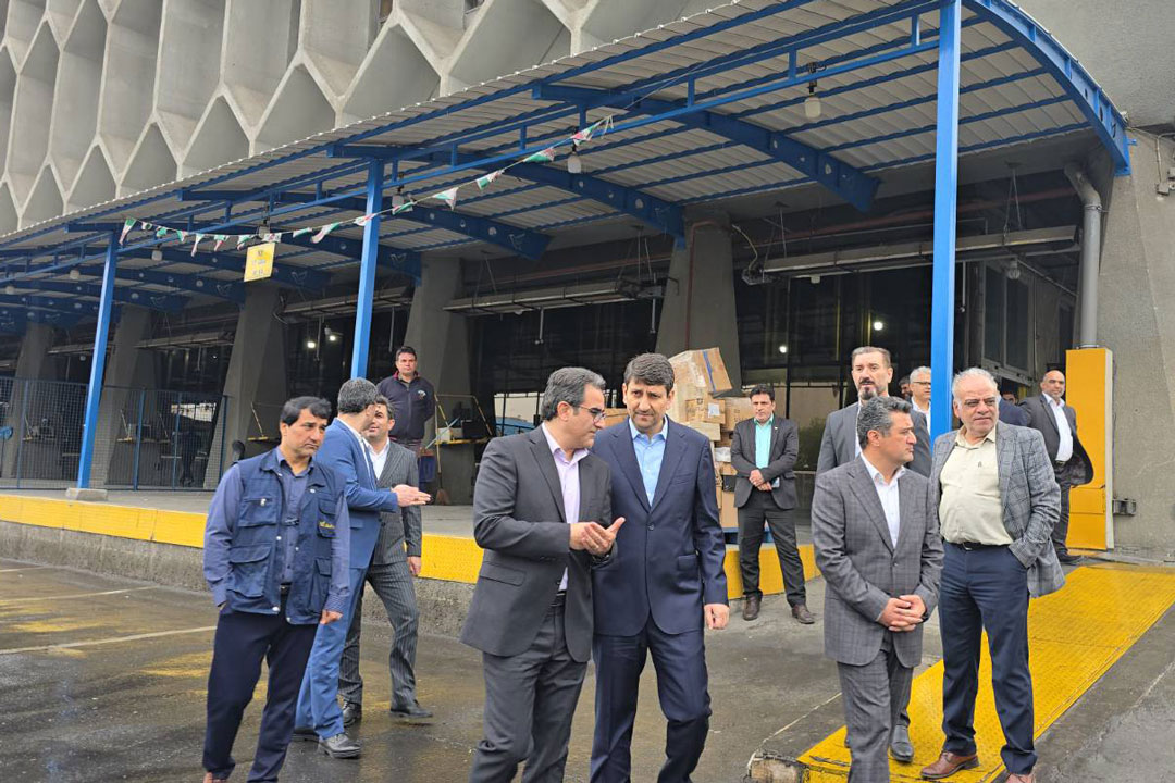 بازدید وزیر ارتباطات از مرکز مبادلات پستی
