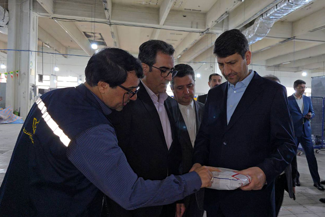 بازدید وزیر ارتباطات از مرکز مبادلات پستی