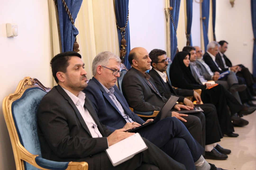 نشست مدیران کل ارتباطات و فناوری اطلاعات استانها با وزیر ارتباطات