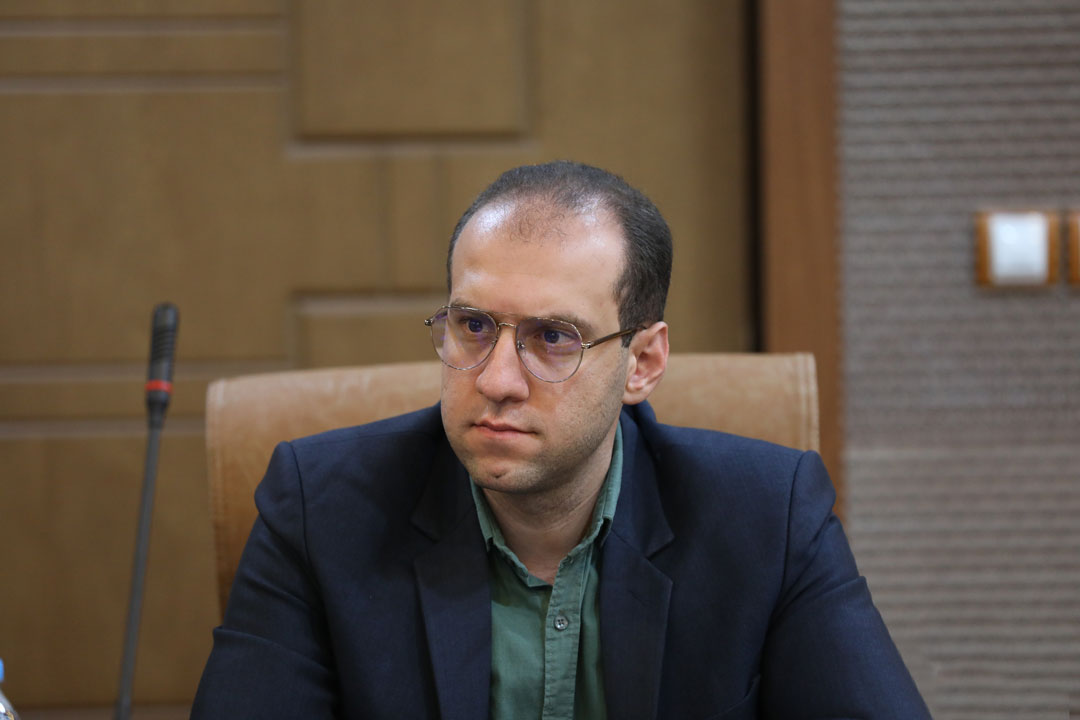 بازدید اعضای فراکسیون تسهیل تجارت و سرمایه‌گذاری مجلس از پژوهشگاه فضایی ایران