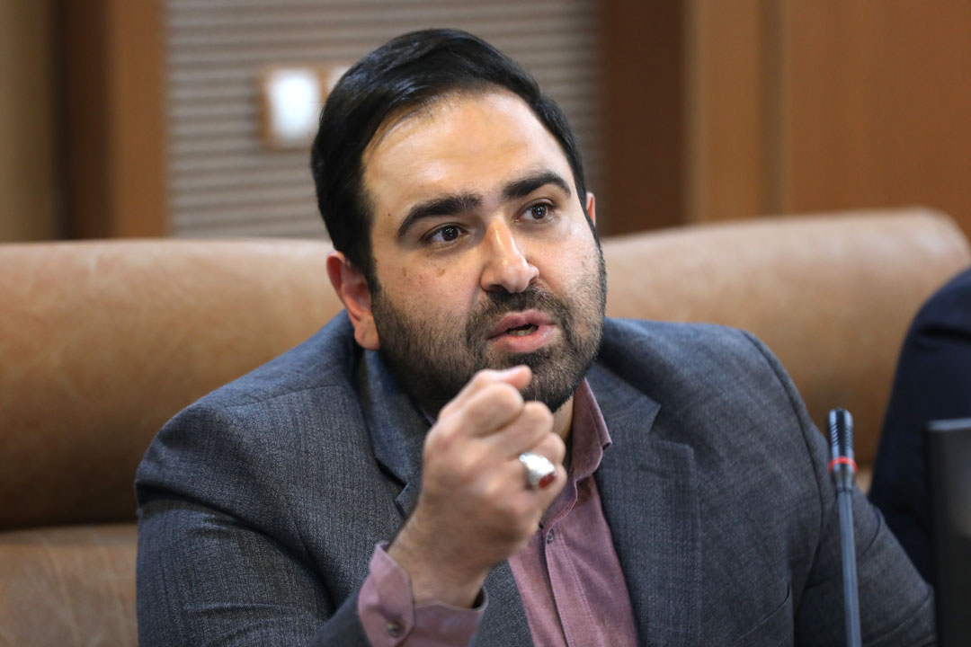بازدید اعضای فراکسیون تسهیل تجارت و سرمایه‌گذاری مجلس از پژوهشگاه فضایی ایران