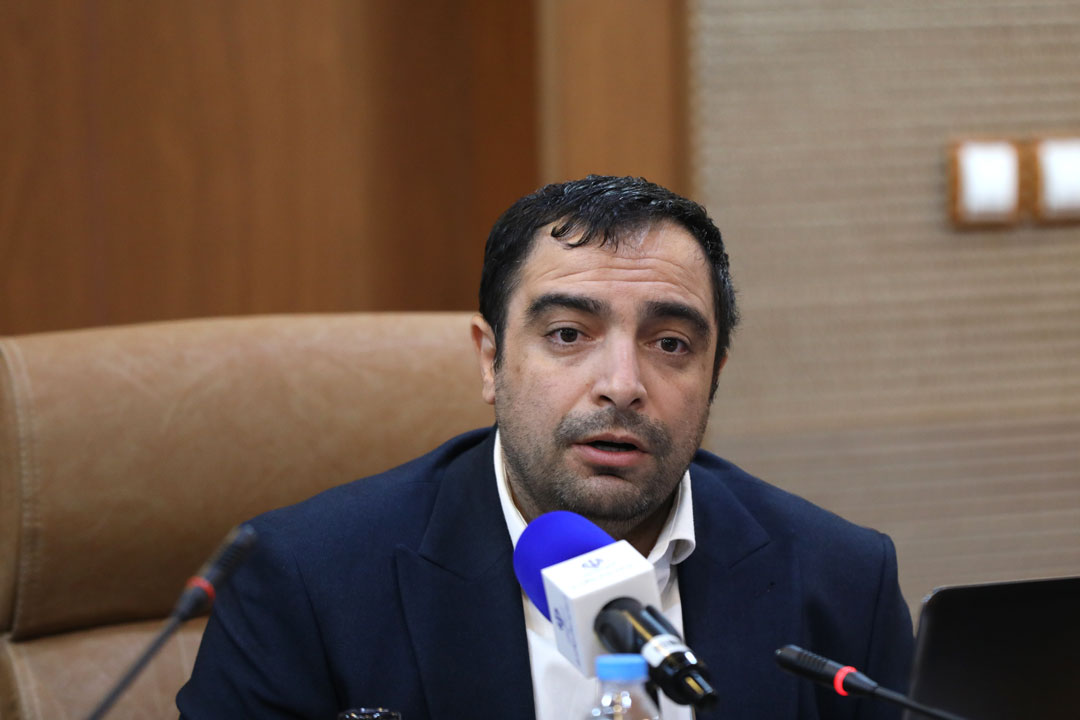 بازدید اعضای فراکسیون تسهیل تجارت و سرمایه‌گذاری مجلس از پژوهشگاه فضایی ایران