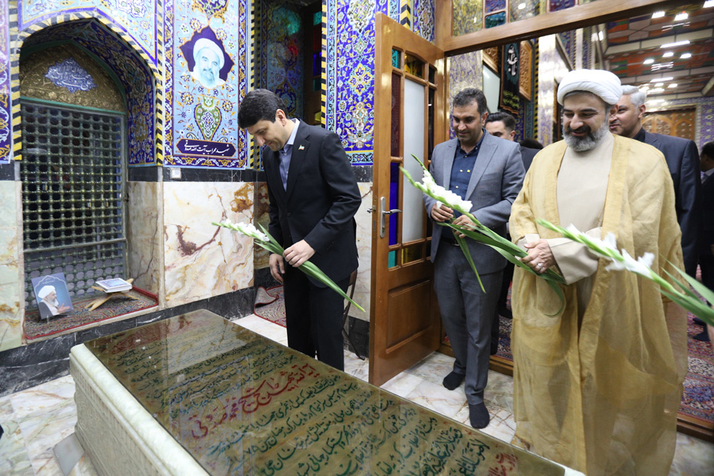 سفر استانی وزیر ارتباطات به استان یزد