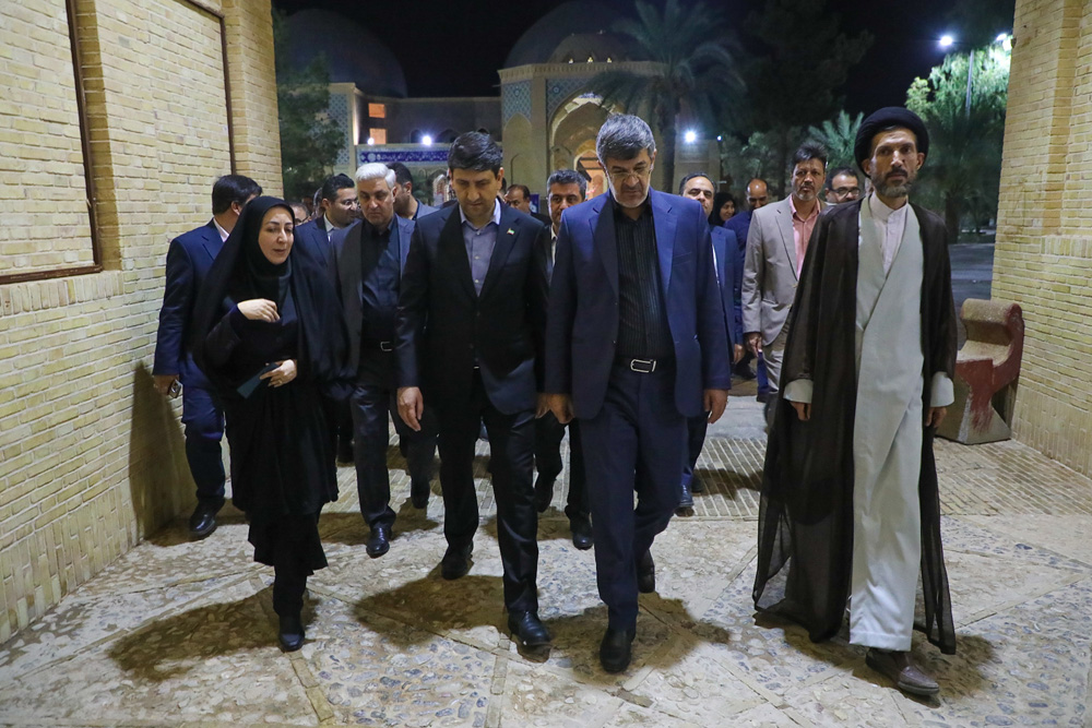 سفر استانی وزیر ارتباطات به استان یزد