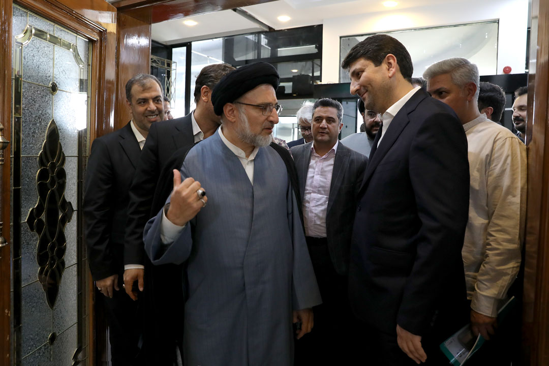بازدید وزیر ارتباطات از پنجمین نمایشگاه دستاوردهای نهاد وقف