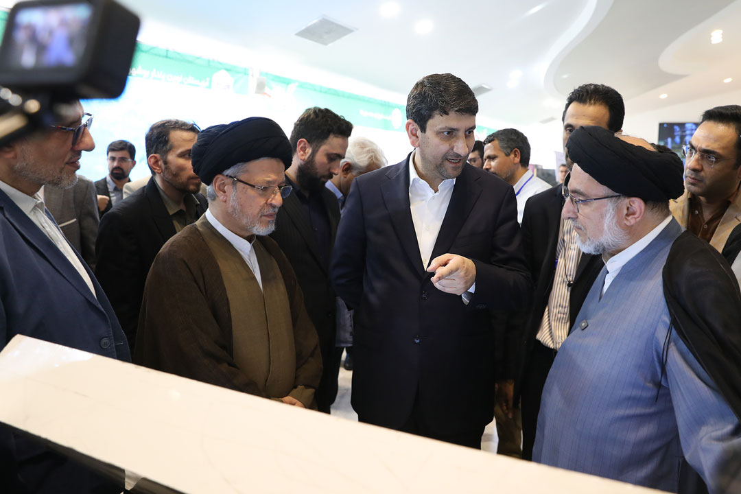 بازدید وزیر ارتباطات از پنجمین نمایشگاه دستاوردهای نهاد وقف