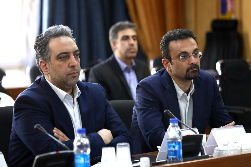 نشست مشترک وزیر ارتباطات و رئیس‌ سازمان برنامه و بودجه با فعالان حوزه اقتصاد دیجیتال