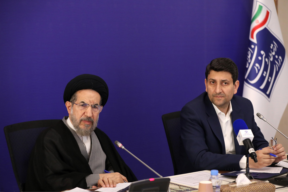 شورای معاونین با حضور امام جمعه موقت تهران