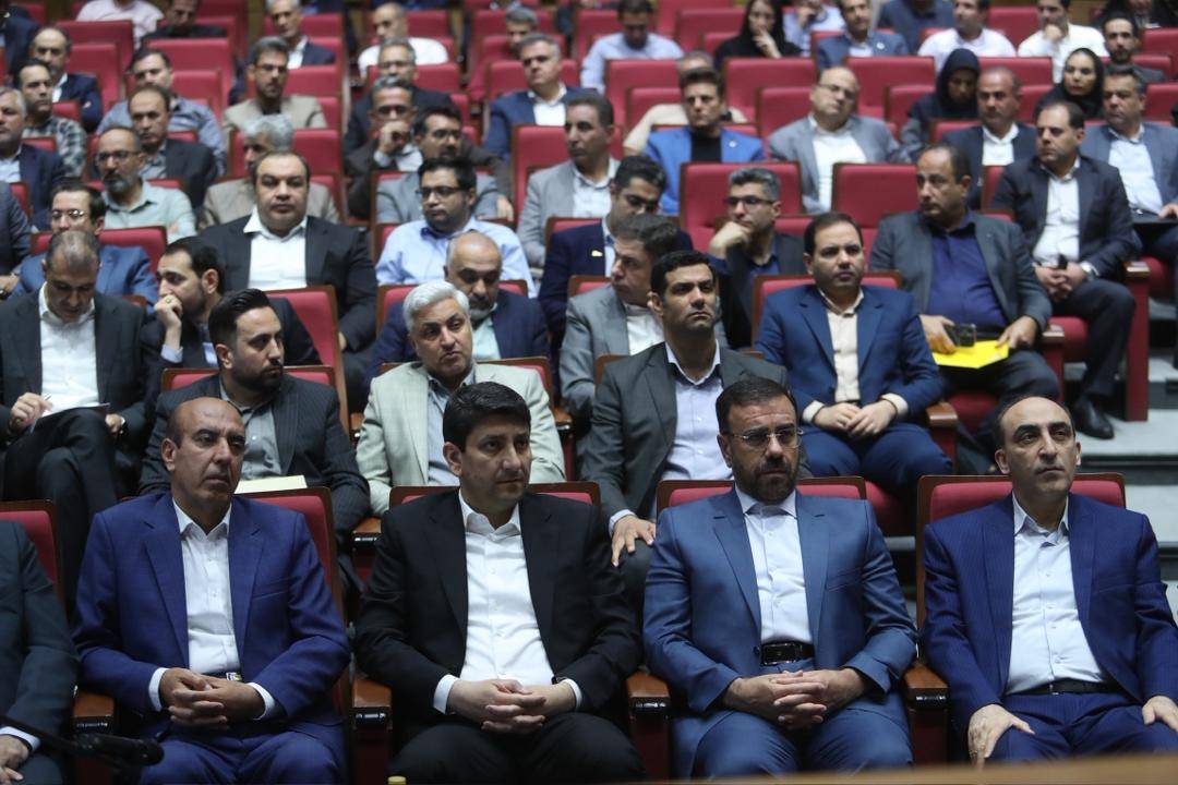 سفر استانی وزیر ارتباطات به استان فارس