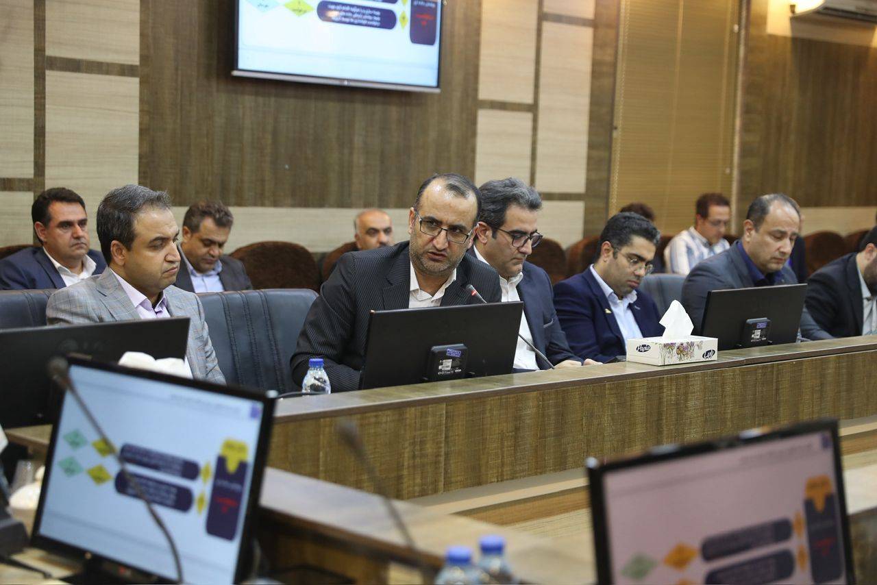 سفر استانی وزیر ارتباطات به استان فارس