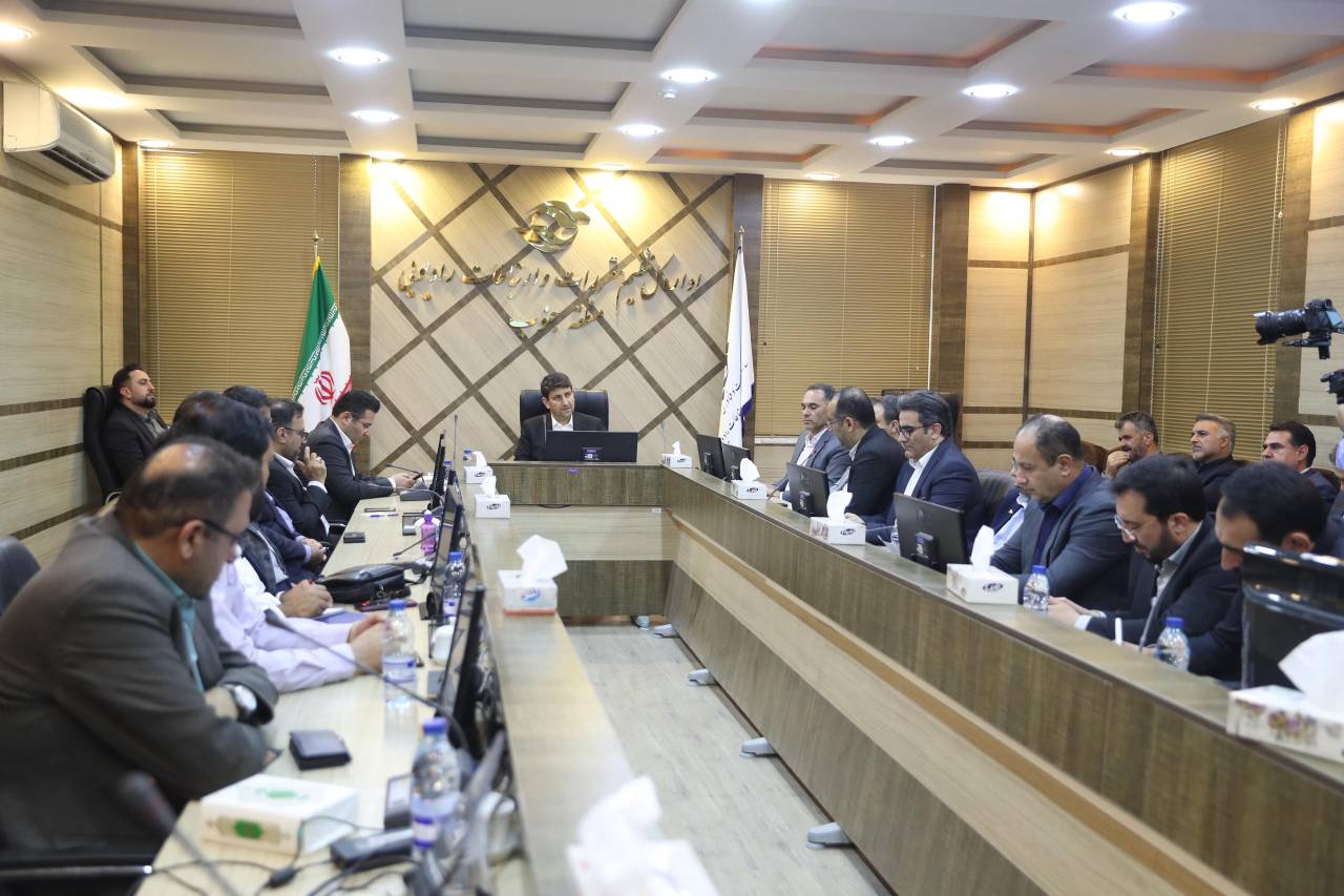 سفر استانی وزیر ارتباطات به استان فارس