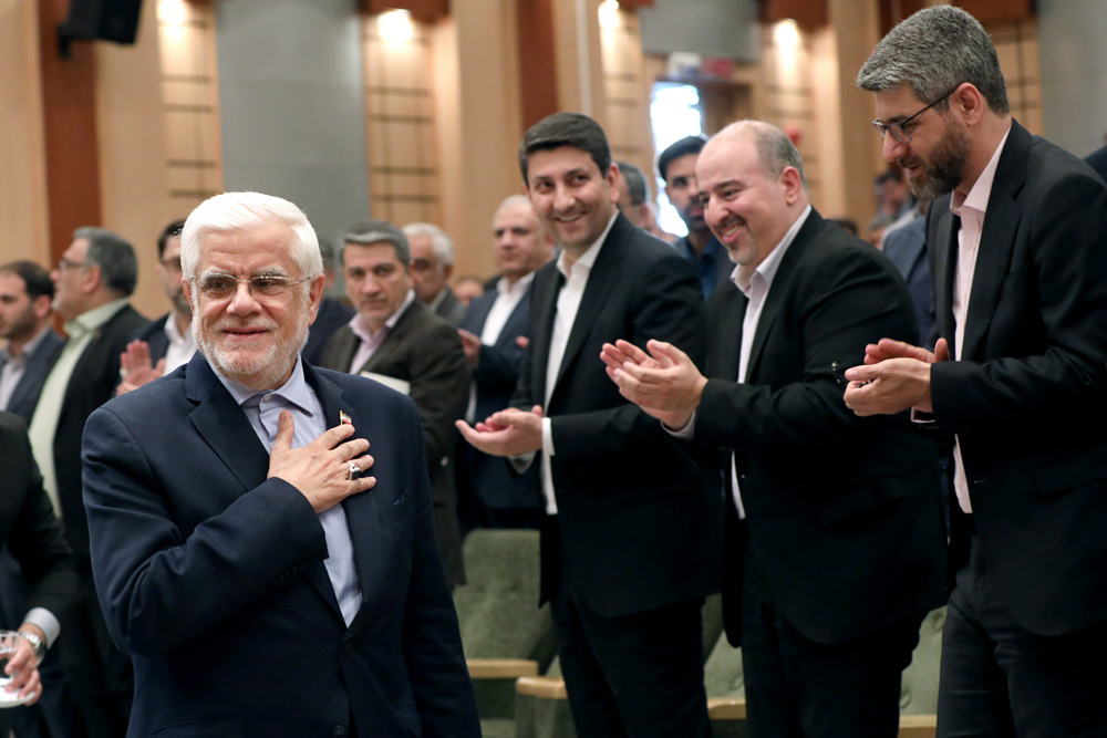 بازدید معاون اول رئیس جمهور از پژوهشگاه فضایی ایران