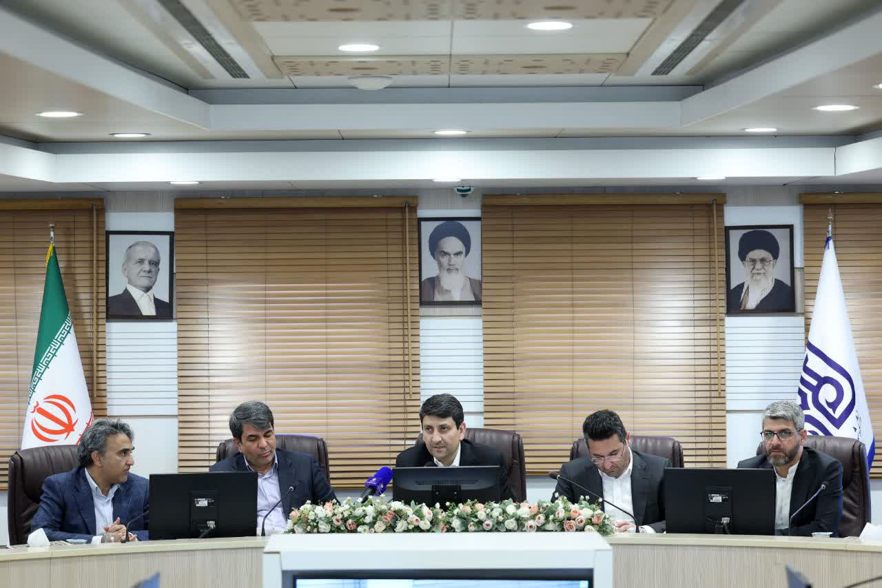 سفر استانی وزیر ارتباطات به استان کرمان