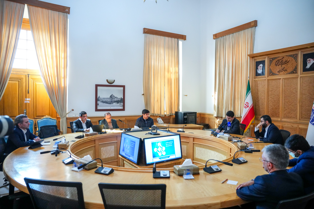 نشست مشترک وزیر ارتباطات و رئیس سازمان بهینه سازی و مدیریت انرژی