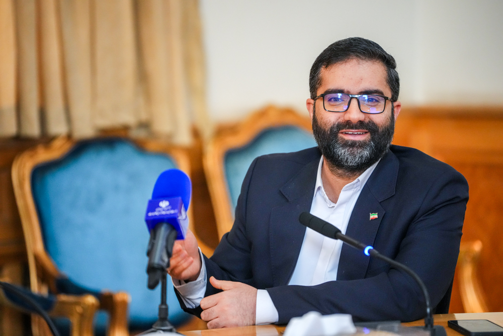 نشست مشترک وزیر ارتباطات و رئیس سازمان بهینه سازی و مدیریت انرژی