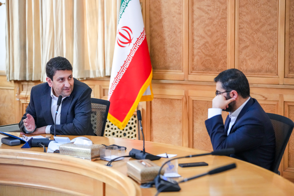 نشست مشترک وزیر ارتباطات و رئیس سازمان بهینه سازی و مدیریت انرژی