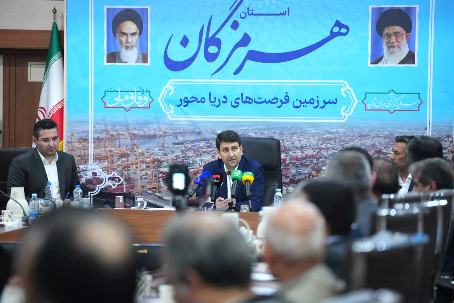 سفر استانی وزیر ارتباطات به استان هرمزگان