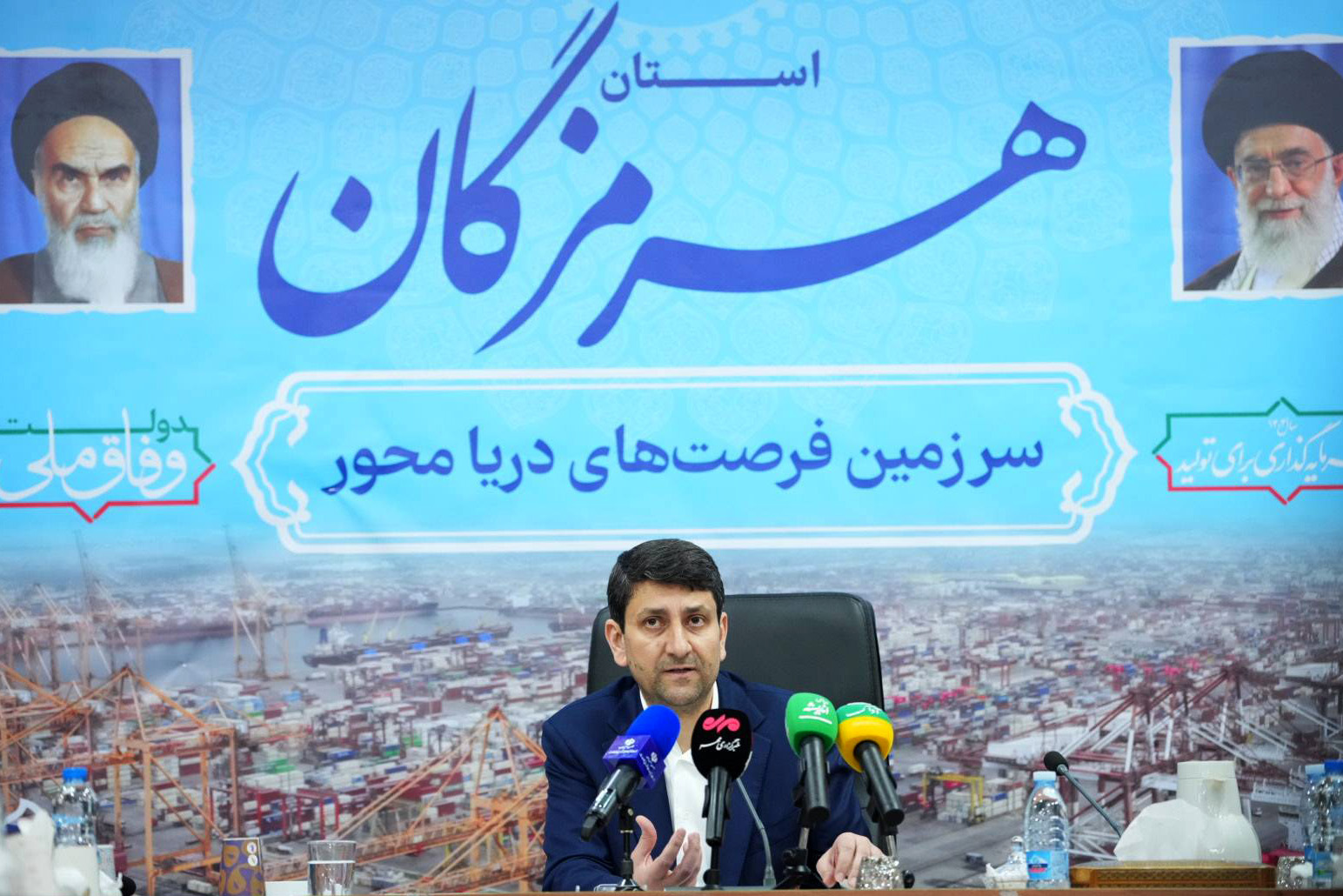 سفر استانی وزیر ارتباطات به استان هرمزگان
