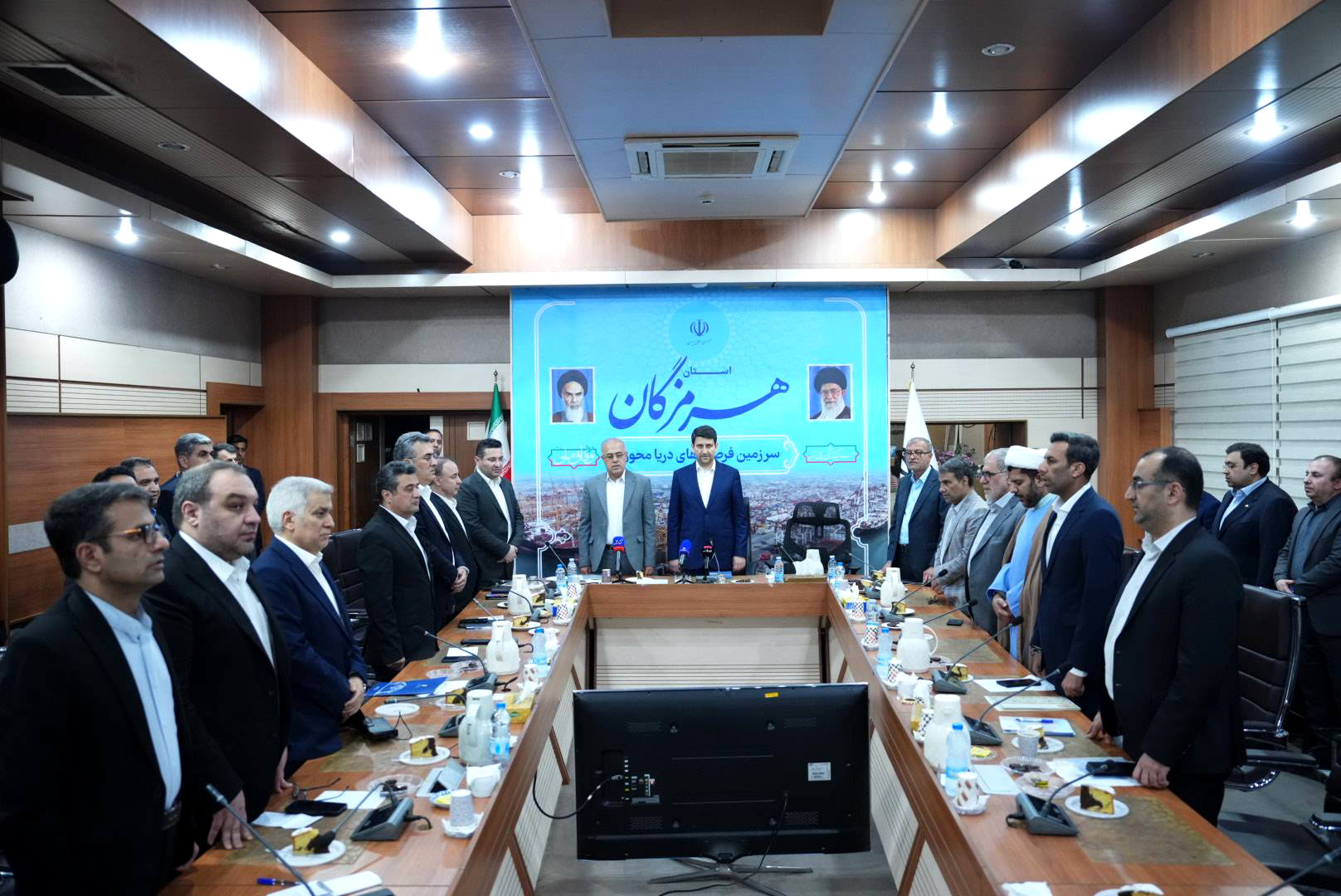 سفر استانی وزیر ارتباطات به استان هرمزگان