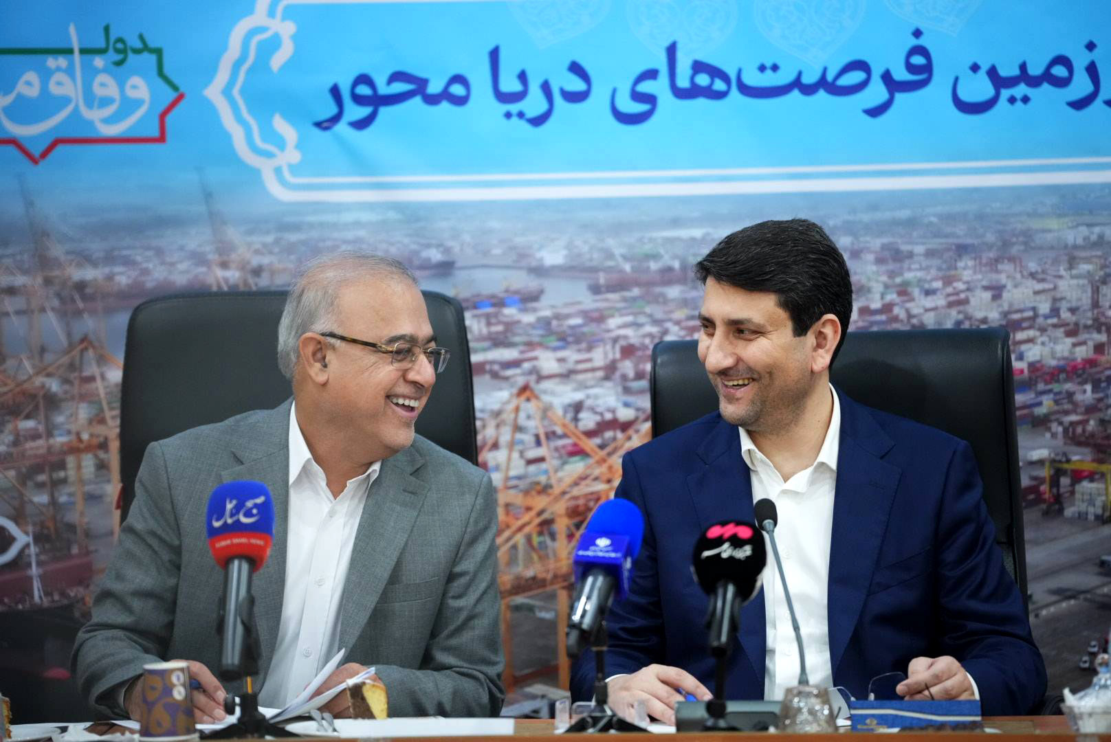 سفر استانی وزیر ارتباطات به استان هرمزگان