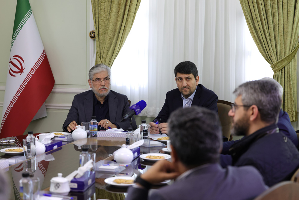 نشست مشترک وزرای علوم و ارتباطات