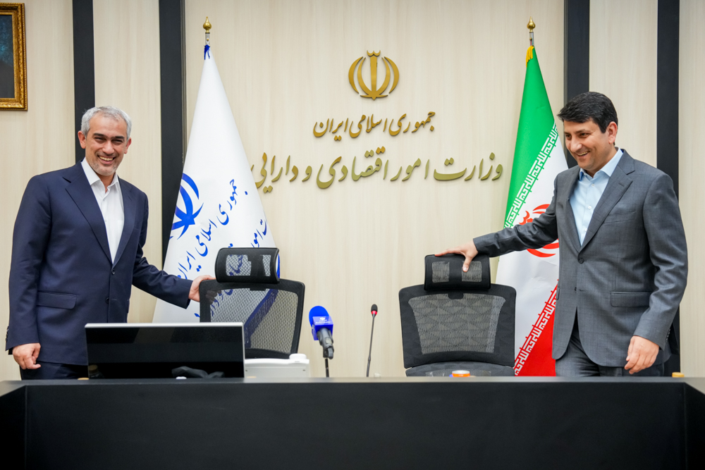 دیدار وزیر ارتباطات با وزیر اقتصاد و دارایی
