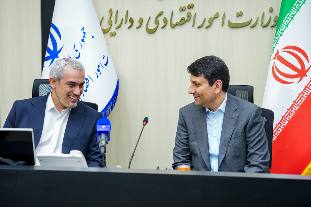 دیدار وزیر ارتباطات با وزیر اقتصاد و دارایی