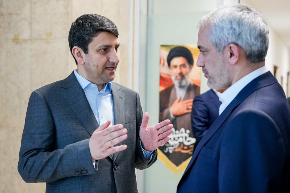 دیدار وزیر ارتباطات با وزیر اقتصاد و دارایی