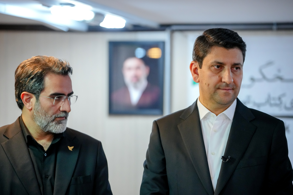 بازدید وزیر ارتباطات از ستاد هفتمین نمایشگاه مجازی کتاب تهران