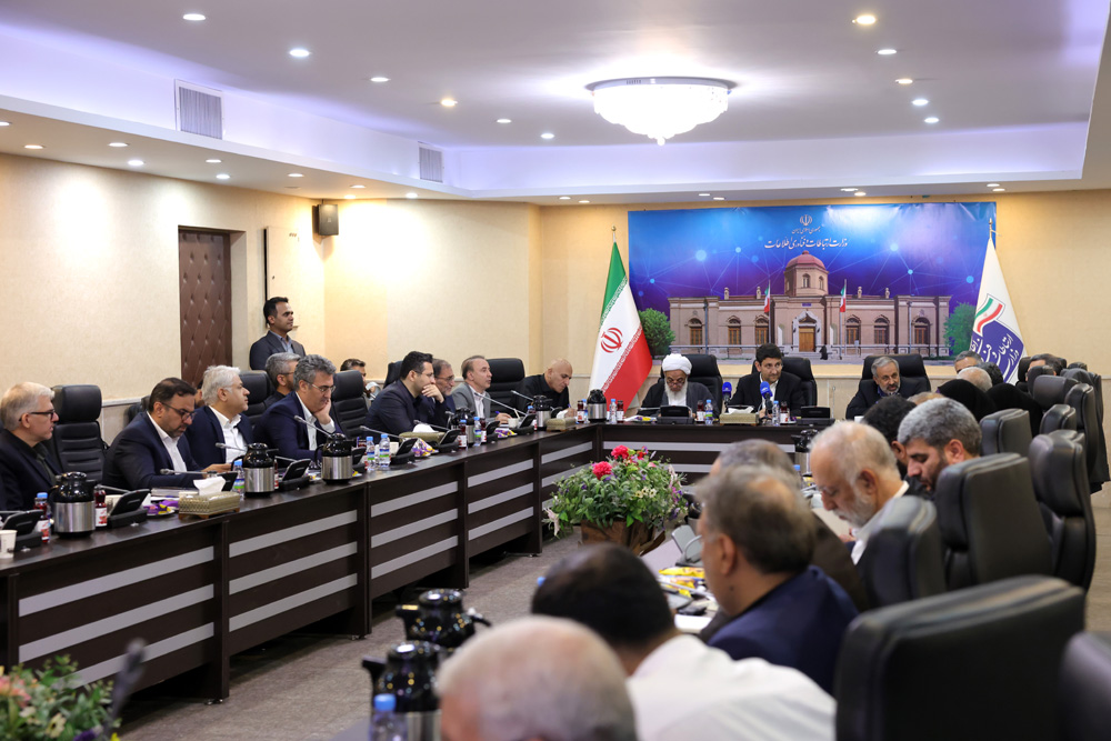 دیدار مجمع نمایندگان استان تهران با وزیر ارتباطات و فناوری اطلاعات